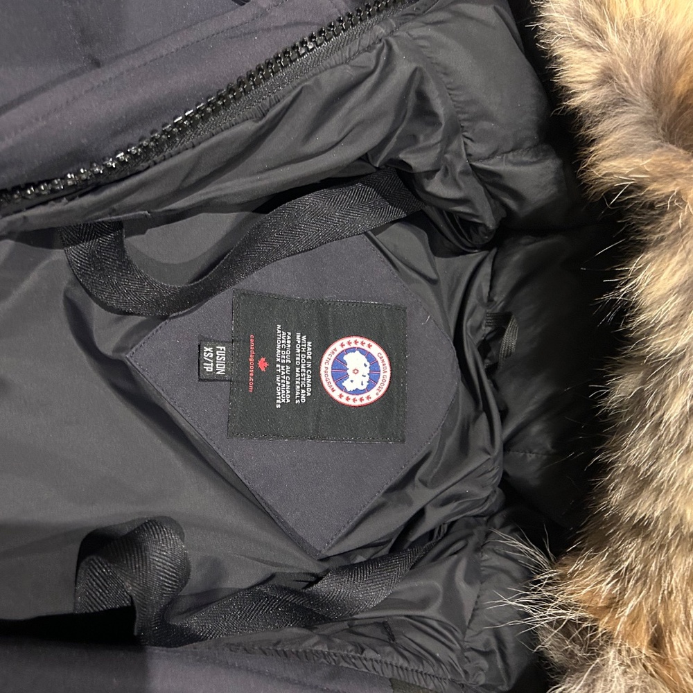 Jacket - Picture 2 of 4